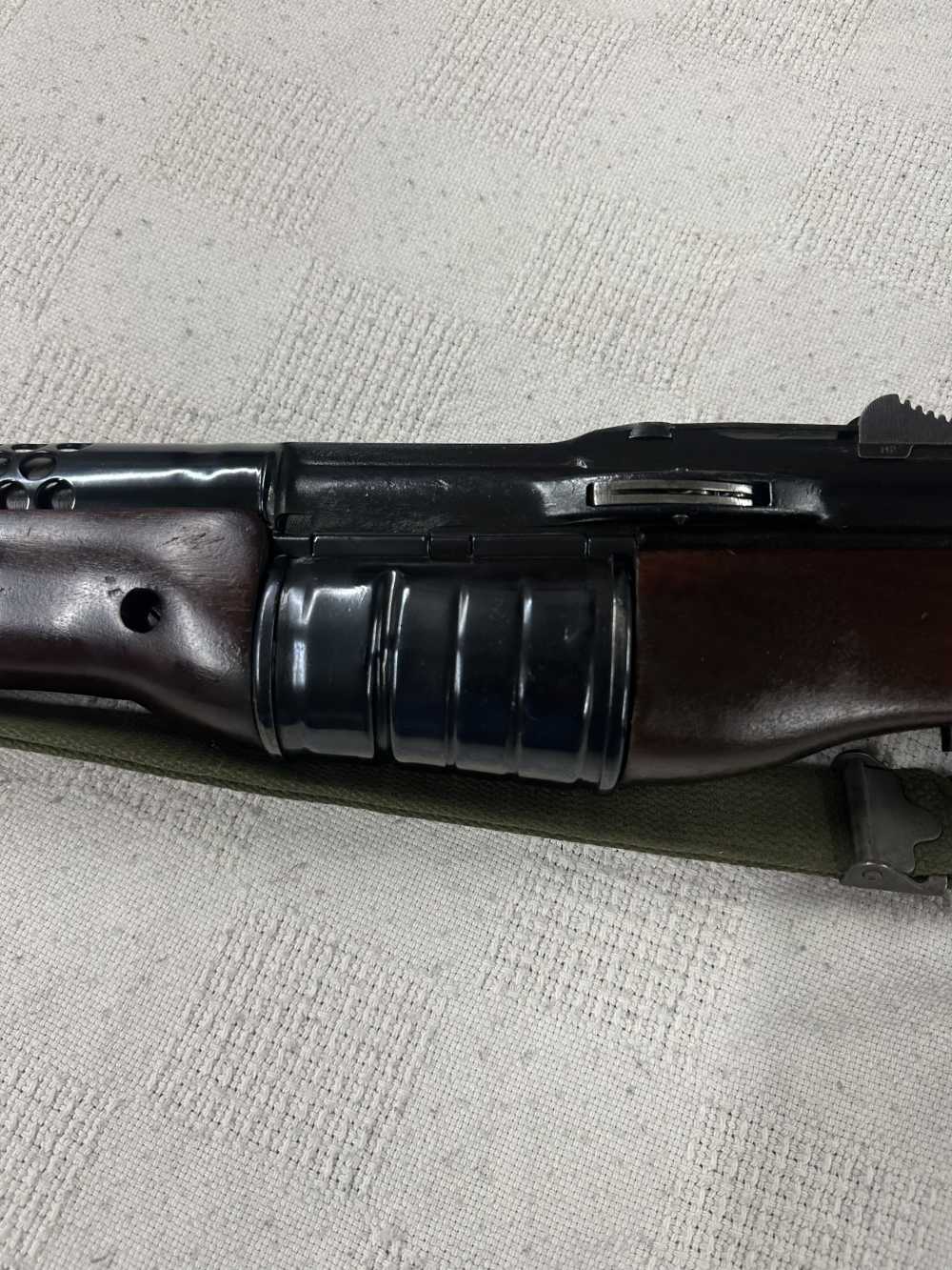 Johnson Automatics Model of 1941 30-06 with bayonet and book-img-7