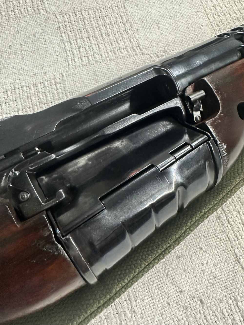 Johnson Automatics Model of 1941 30-06 with bayonet and book-img-21
