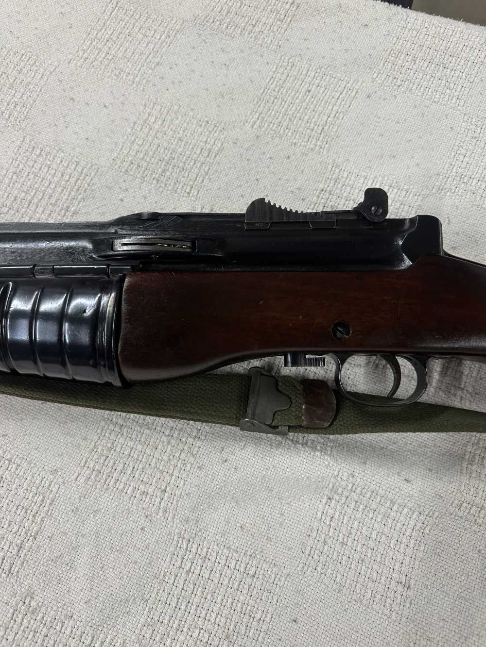 Johnson Automatics Model of 1941 30-06 with bayonet and book-img-6