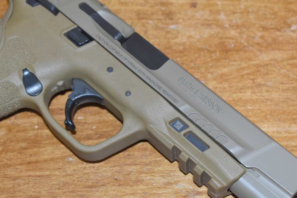 Smith & Wesson M&P9 2.0 9MM FDE TS Pistol Case (2) 17RD Mags M&P-img-4
