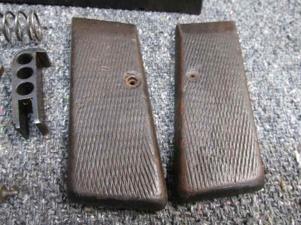 WWII GERMAN MARKED FN MODEL 1922 PISTOL PARTS KIT-7.65mm CALIBER-GOOD BORE-img-1
