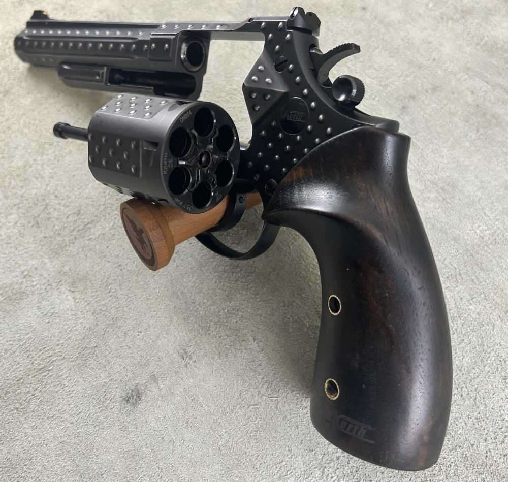 Korth Dreadnought 357 Magnum 5.25" BBL *NEW*-img-3