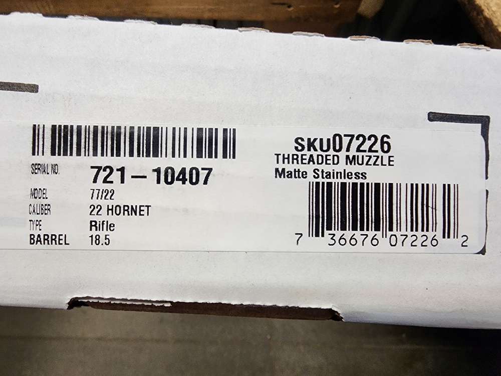 PICS! NEW RUGER M77/22 22 HORNET RIFLE 18.5 THREADED GREEN LAMINATE 77 NIB-img-1