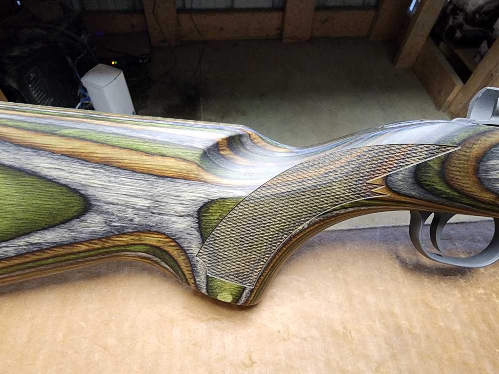 PICS! NEW RUGER M77/22 22 HORNET RIFLE 18.5 THREADED GREEN LAMINATE 77 NIB-img-7