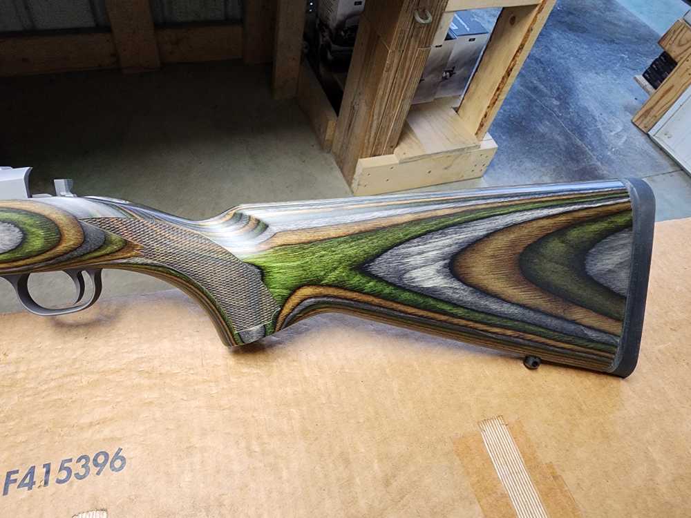 PICS! NEW RUGER M77/22 22 HORNET RIFLE 18.5 THREADED GREEN LAMINATE 77 NIB-img-15