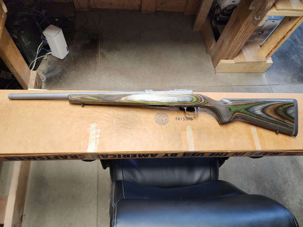 PICS! NEW RUGER M77/22 22 HORNET RIFLE 18.5 THREADED GREEN LAMINATE 77 NIB-img-14