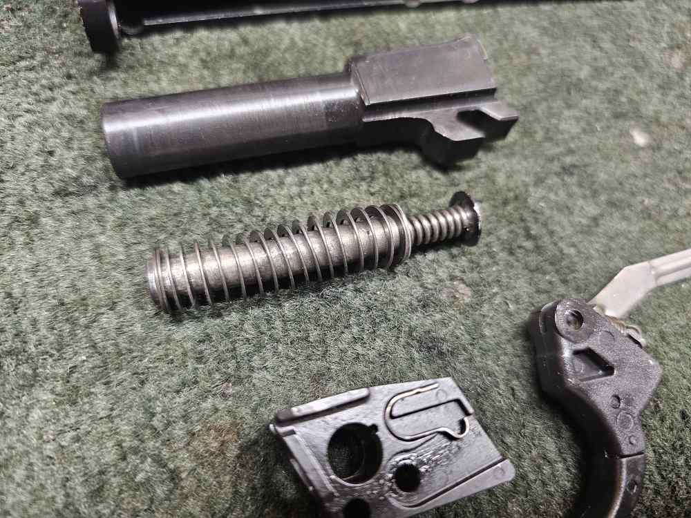 PARTS KIT | USED Smith & Wesson S&W M&P-9 Shield M1.0, M2.0 9mm 3.1" Barrel-img-8