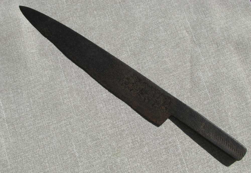 LARGE AMERICAN BOWIE* KNIFE FORGED FROM AN ENGLISH RASP FILE / CIRCA 1850-img-3