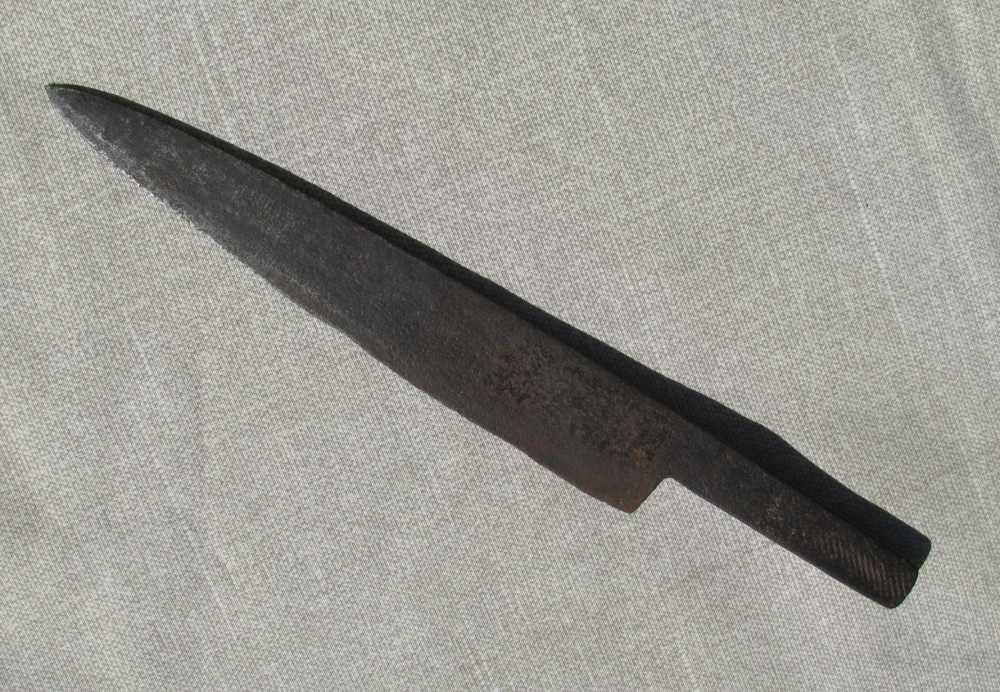 LARGE AMERICAN BOWIE* KNIFE FORGED FROM AN ENGLISH RASP FILE / CIRCA 1850-img-2