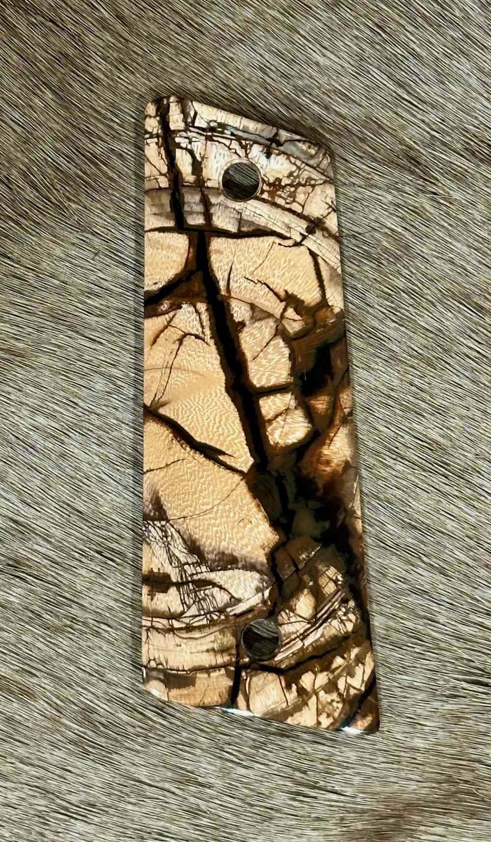 NIGHTHAWK CUSTOM CROSS-CUT MAMMOTH IVORY 1911 GOV'T / COMMANDER GRIPS-img-3