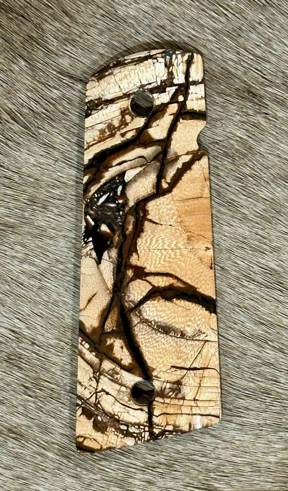 NIGHTHAWK CUSTOM CROSS-CUT MAMMOTH IVORY 1911 GOV'T / COMMANDER GRIPS-img-2