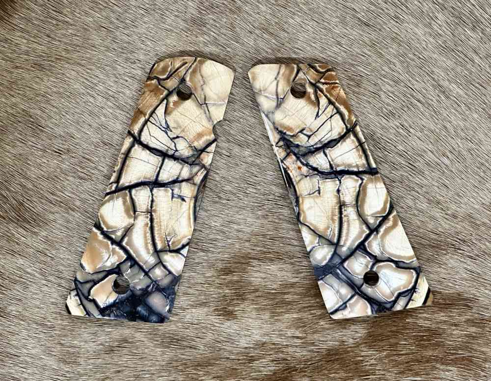 NIGHTHAWK CUSTOM CROSS-CUT MAMMOTH IVORY 1911 GOV'T / COMMANDER GRIPS-img-1