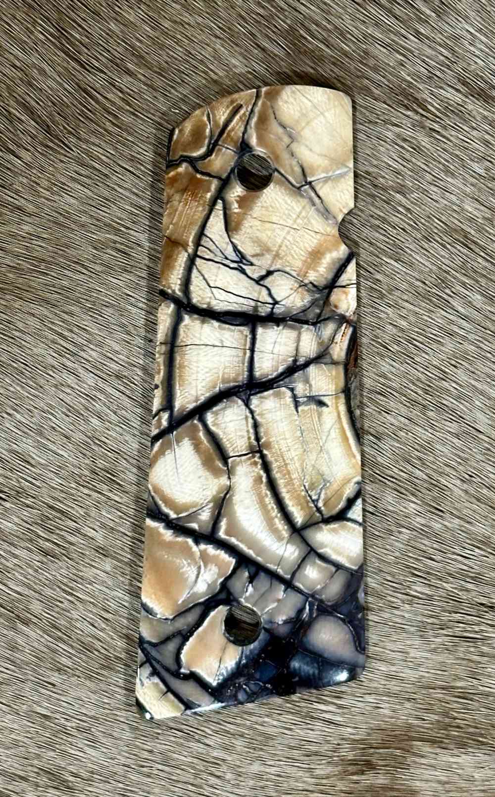NIGHTHAWK CUSTOM CROSS-CUT MAMMOTH IVORY 1911 GOV'T / COMMANDER GRIPS-img-2