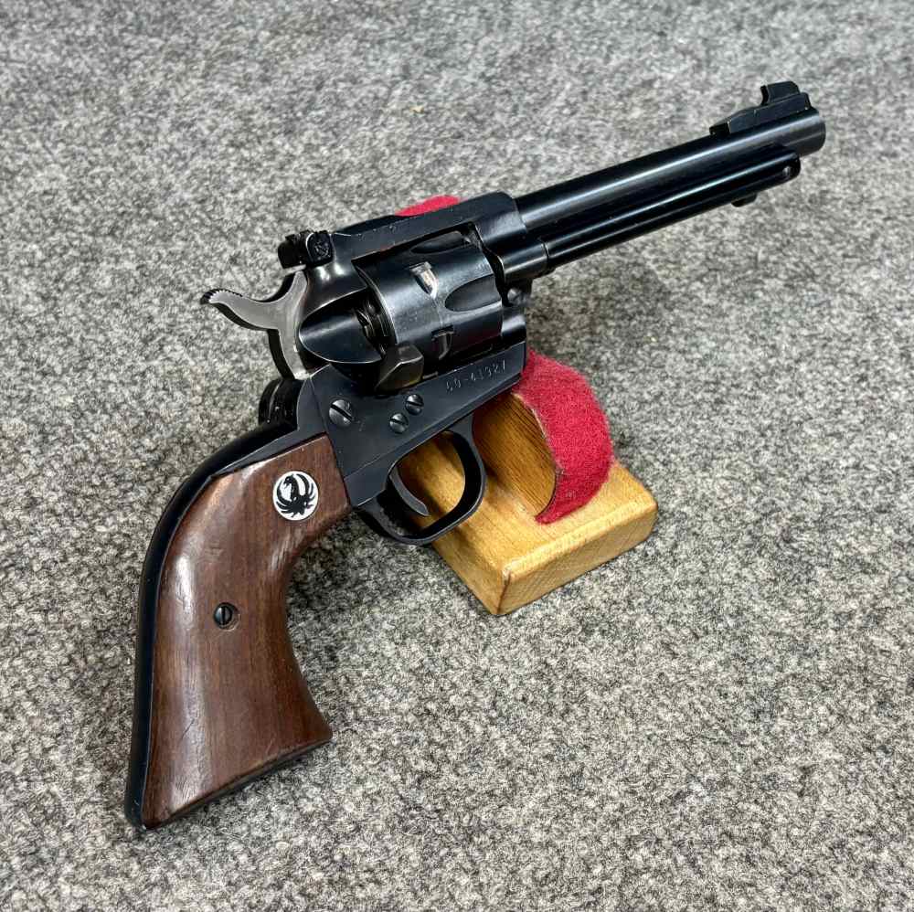 Ruger Single Six made in 1970 convertible with both cyls and boxes -img-2