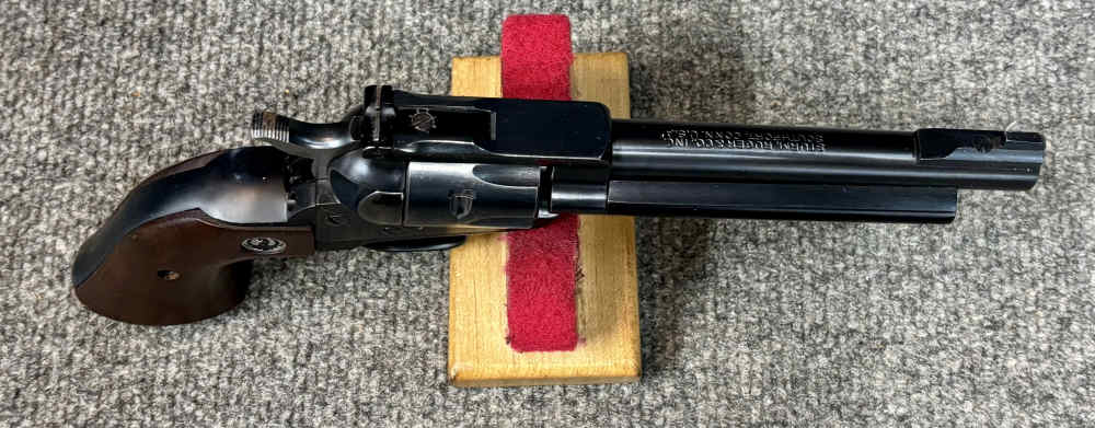 Ruger Single Six made in 1970 convertible with both cyls and boxes -img-4
