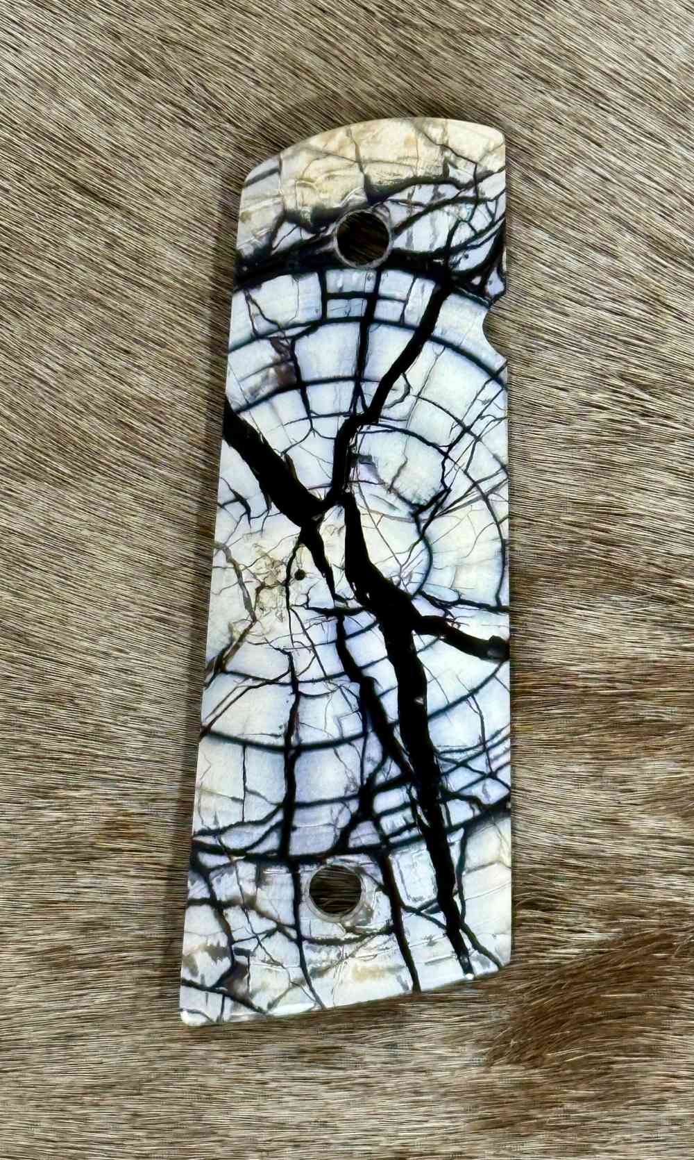 NIGHTHAWK CUSTOM CROSS-CUT MAMMOTH IVORY 1911 GOV'T / COMMANDER GRIPS-img-2