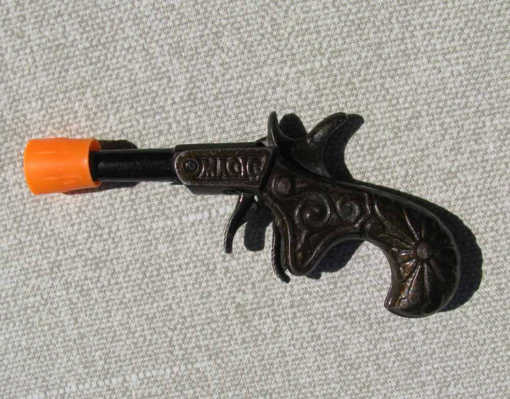 ANTIQUE FINE 1882 TOY CAST IRON CAP.22 R.F. PISTOL BY IVES  4 STAR RATING-img-8
