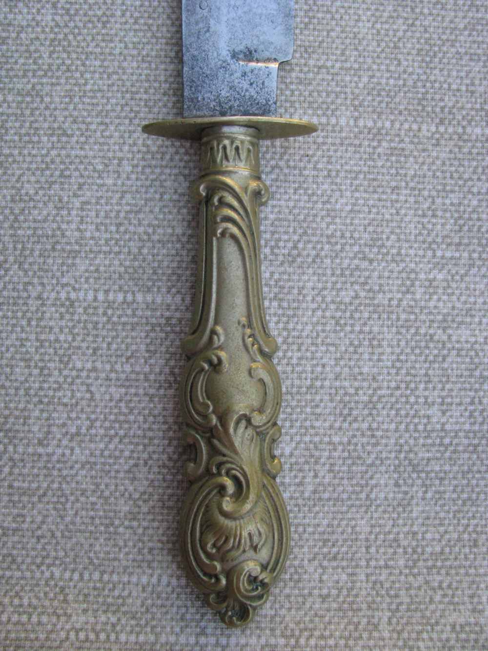 ANTIQUE BOWIE KNIFE AND ORIGINAL SHEATH CIRCA 1840’s – MID 1860’s-img-16