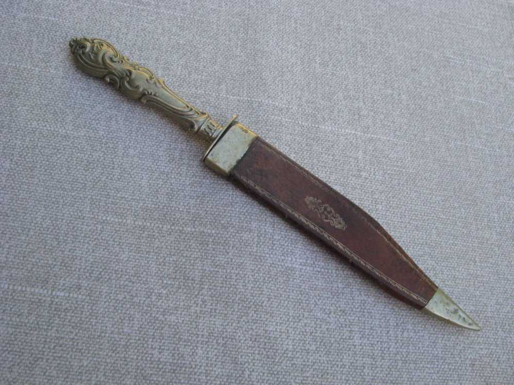 ANTIQUE BOWIE KNIFE AND ORIGINAL SHEATH CIRCA 1840’s – MID 1860’s-img-5