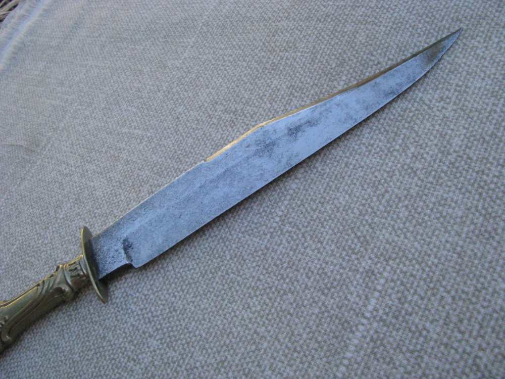 ANTIQUE BOWIE KNIFE AND ORIGINAL SHEATH CIRCA 1840’s – MID 1860’s-img-14