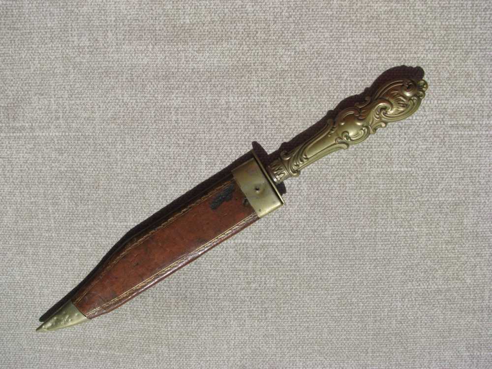 ANTIQUE BOWIE KNIFE AND ORIGINAL SHEATH CIRCA 1840’s – MID 1860’s-img-3