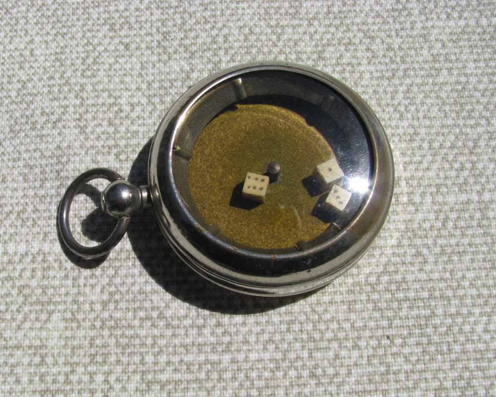 FINE ANTIQUE GAMBLERS 3 SPINNING DICE LEVER POCKET WATCH MECHANICAL GAME-img-1