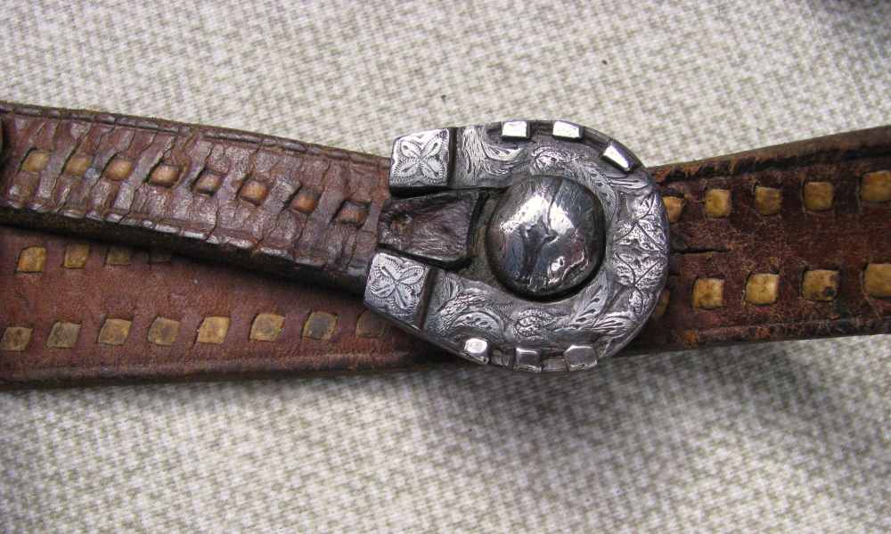 UNIQUE ANTIQUE MATCHING SILVER ENGRAVED HORSESHOE BIT/CONCHOS FANCY REINS -img-14