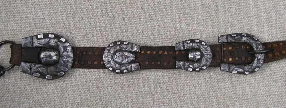 UNIQUE ANTIQUE MATCHING SILVER ENGRAVED HORSESHOE BIT/CONCHOS FANCY REINS -img-8