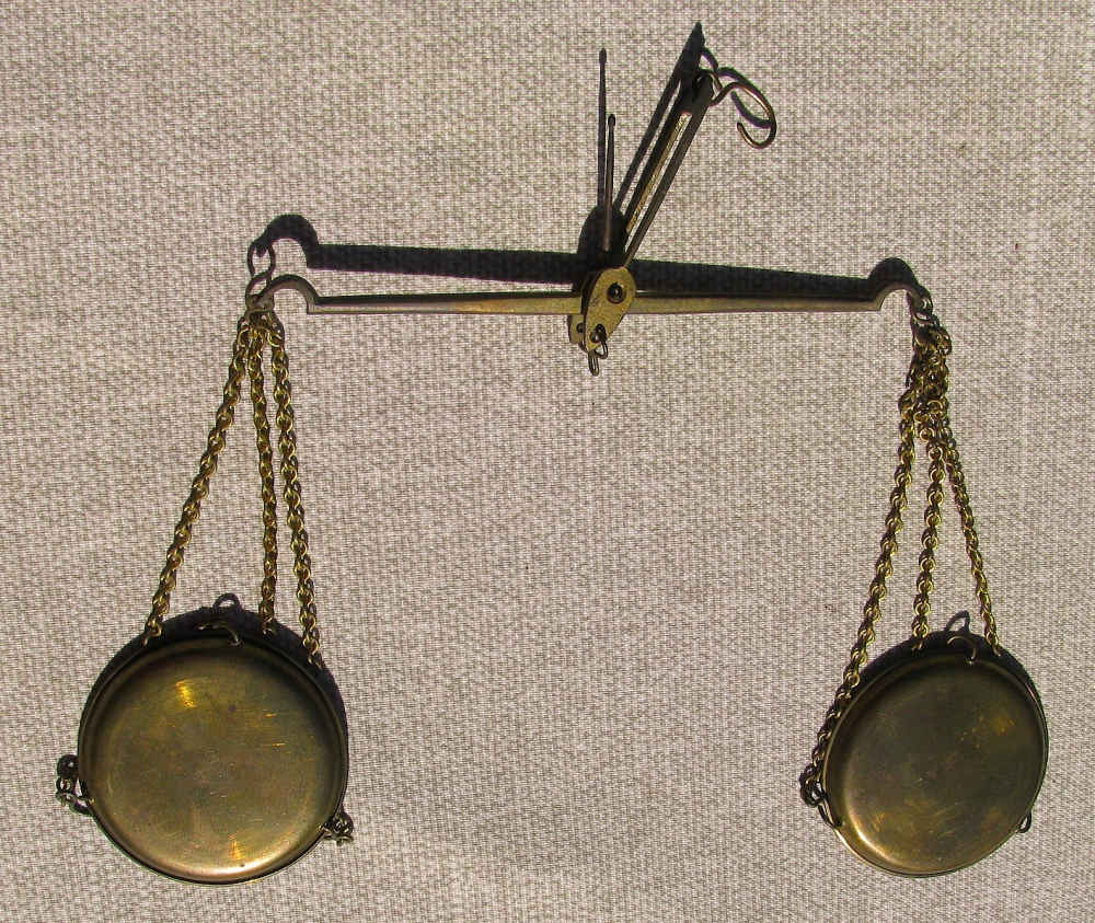 ANTIQUE MANUFACTURED EXPRESSLY FOR CALIFORNIA POCKET GOLD SCALE 1848-55-img-3