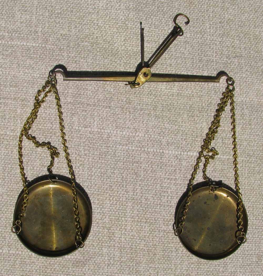 ANTIQUE MANUFACTURED EXPRESSLY FOR CALIFORNIA POCKET GOLD SCALE 1848-55-img-2