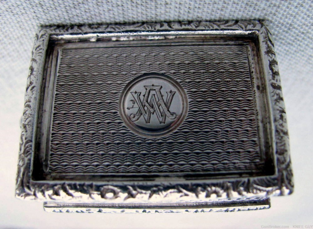 FINE ANTIQUE HANDMADE 1.5 OZ. SILVER/GOLD WASHED/6 HALLMARKS VINAIGARETTE -img-16