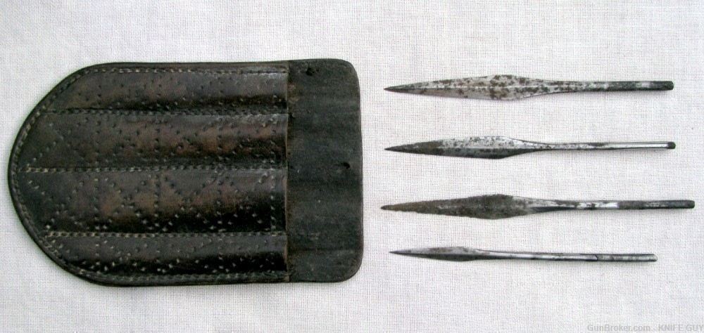 ANTIQUE FOLKART SAILORS PUNCH DOT DECORATED LEATHER CASE + 4 MARKED NEEDLES-img-0