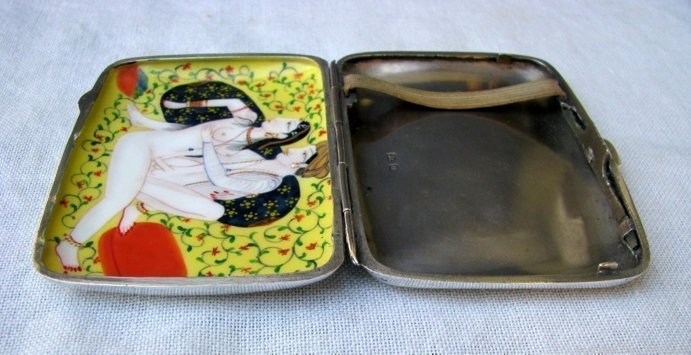 SALE! ANTIQUE 1911 STERLING HANDPAINTED PORCELAIN KAMASUTRA CIGARETTE CASE -img-11