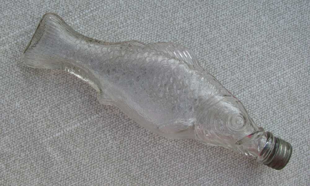 PRE-PROHIBITION HANDMADE MINTY AMERICAN FOLKART FIGURAL FISH WHISKEY FLASK -img-3