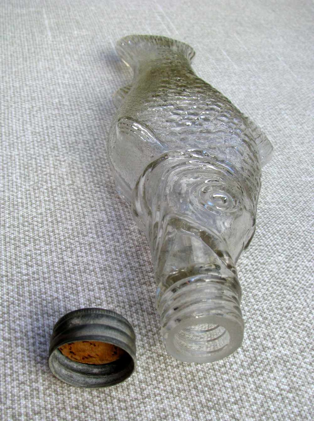 PRE-PROHIBITION HANDMADE MINTY AMERICAN FOLKART FIGURAL FISH WHISKEY FLASK -img-4