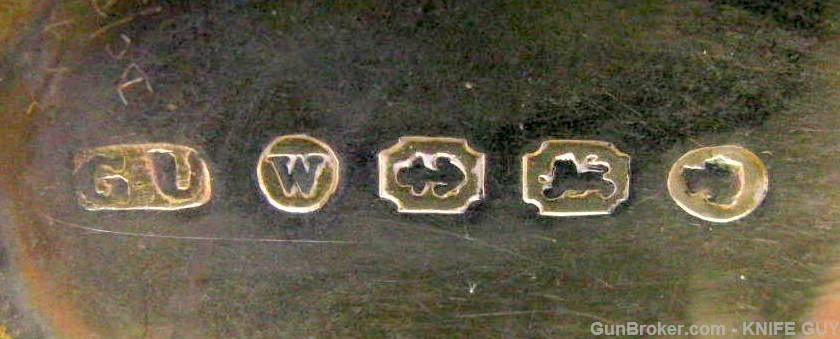 FINE STERLING GOLD GILDED ENGRAVED FANCY SMALL SCENT BOX DATED 1871-img-17
