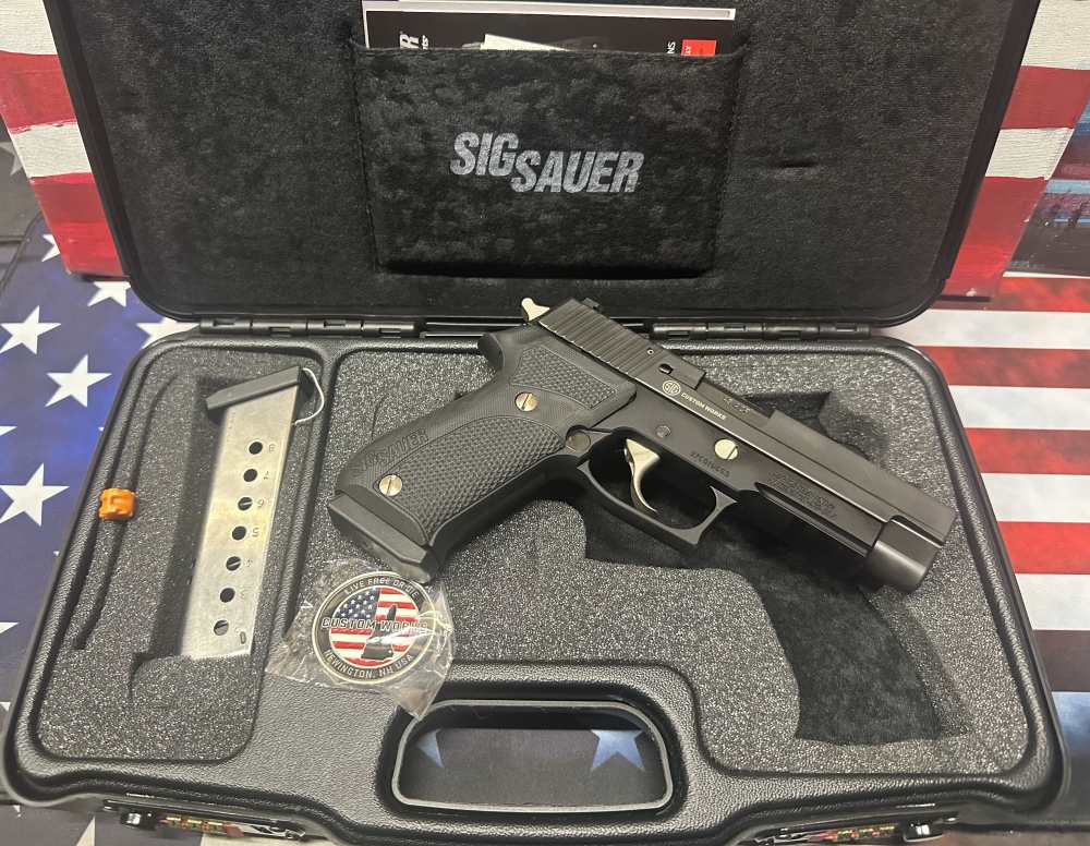 Exceptional Sig Sauer P220 Nightmare Custom Works 45 Auto 1 of 500 -img-3