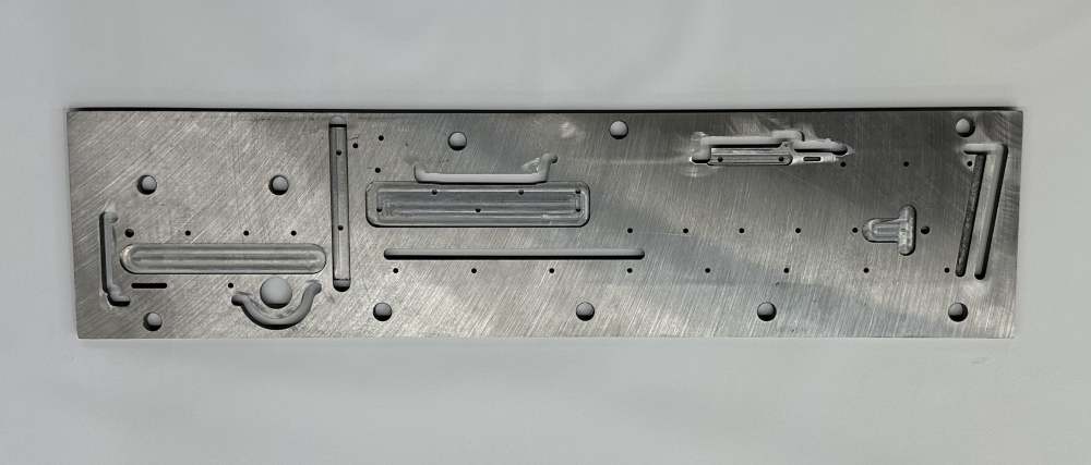  M240 New Style Integrated Cocking Rail  80% Right Side Plate-img-1