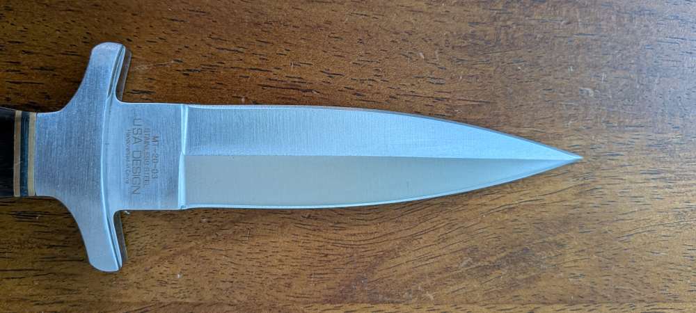 Knife & Expandable Baton Lot (4) – Gerber, MTech, Honshu – Like New-img-20