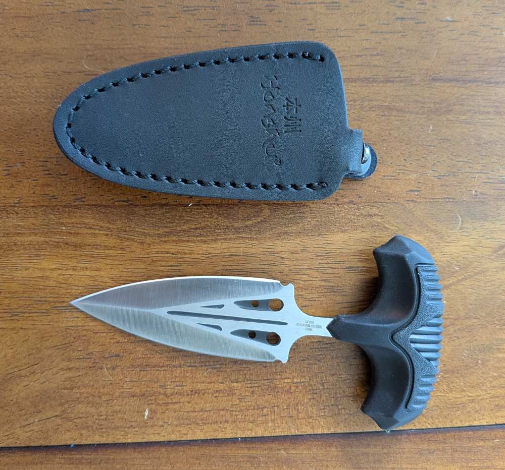 Knife & Expandable Baton Lot (4) – Gerber, MTech, Honshu – Like New-img-26
