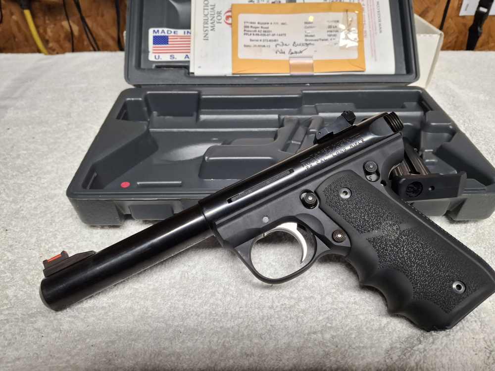 Ruger mark III 22/45 41/2" Bull Barrel-img-1