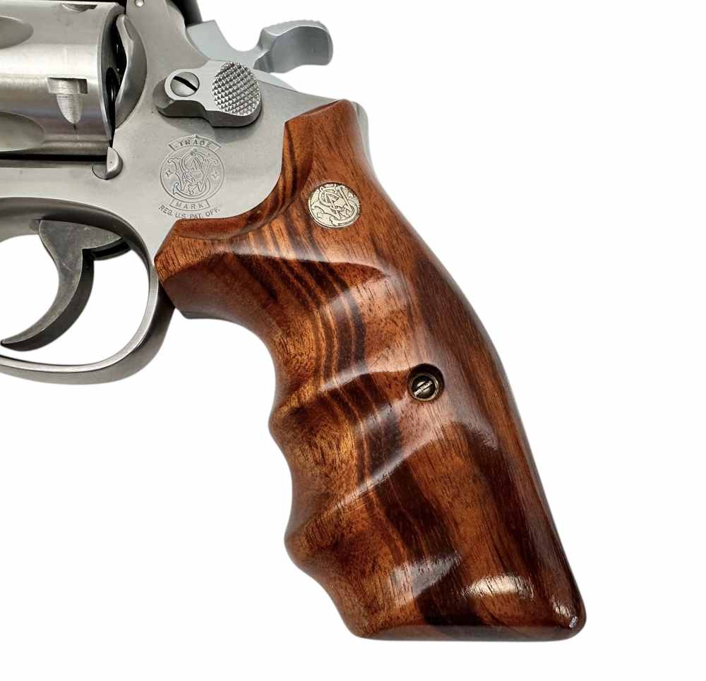 Smith & Wesson 617 No Dash .22 LR 6" 100568 Used C-10914-img-3