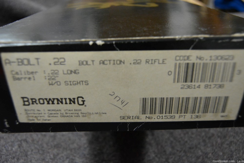 Rare Browning A-Bolt .22 LR Laminated Only 390 were made with no sights.-img-27