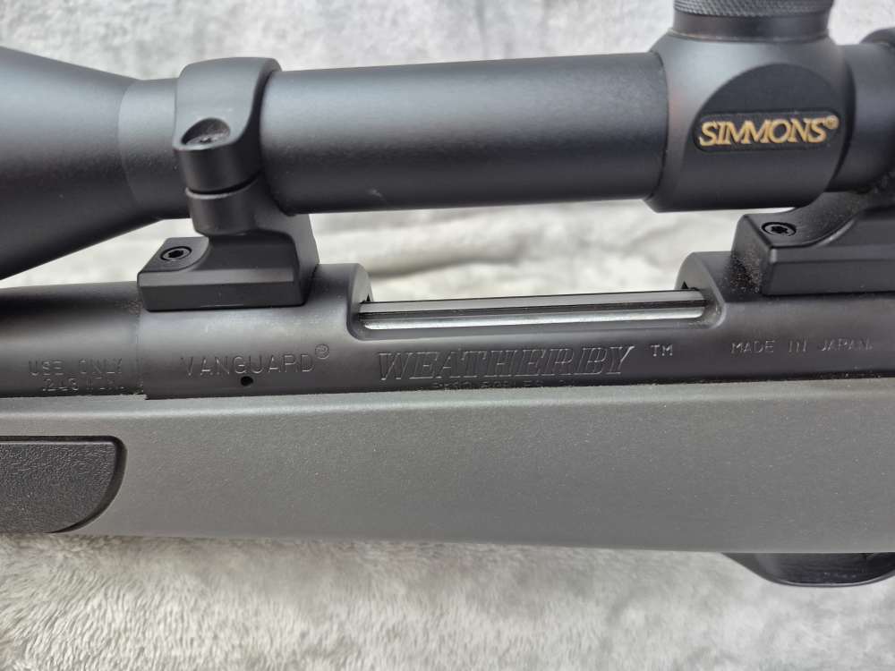 Weatherby Vanguard Synthetic .243 Win Bolt Action Simmons 6.5-20x44 Scope -img-10