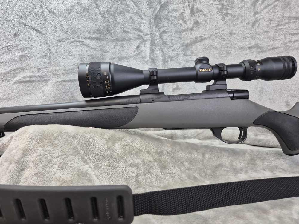 Weatherby Vanguard Synthetic .243 Win Bolt Action Simmons 6.5-20x44 Scope -img-5