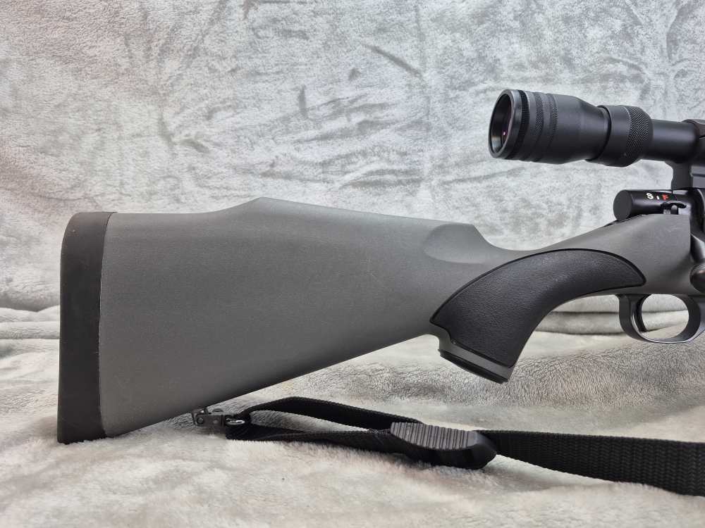 Weatherby Vanguard Synthetic .243 Win Bolt Action Simmons 6.5-20x44 Scope -img-2