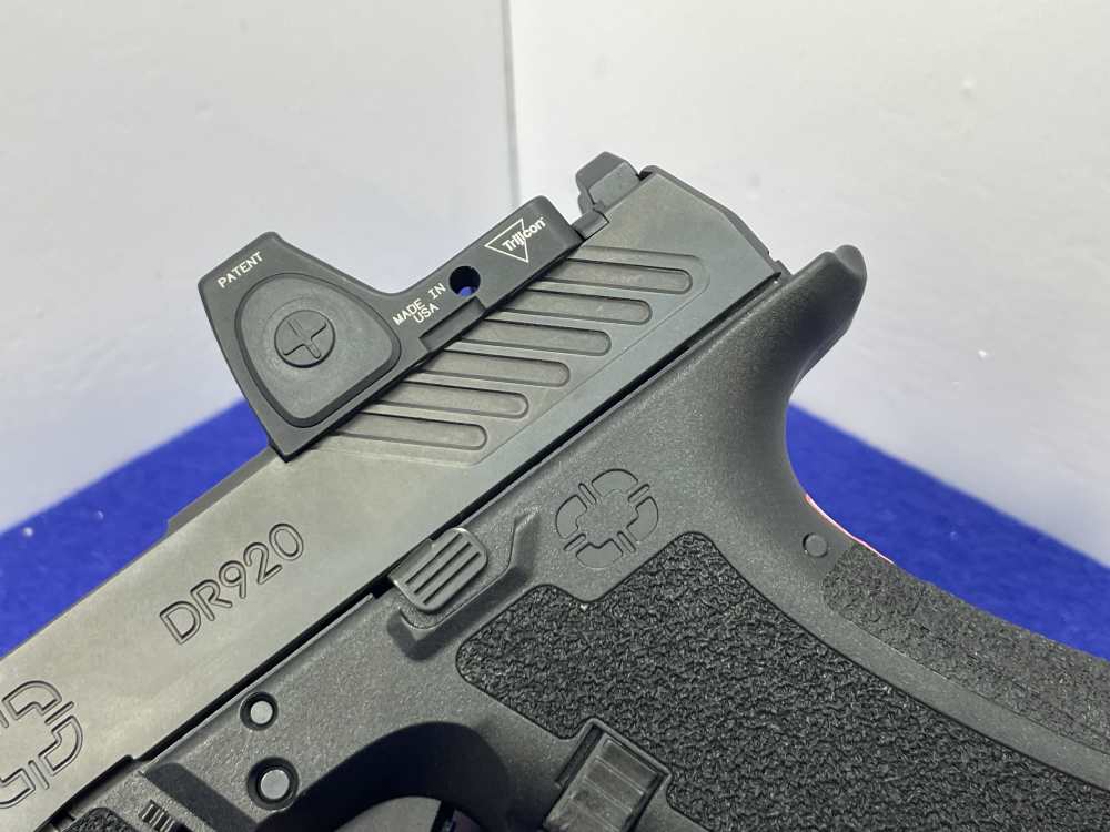 Shadow Systems DR920 9mm 5" Blk *TRIJICON RMR W/ THREADED FLUTED BARREL*-img-9