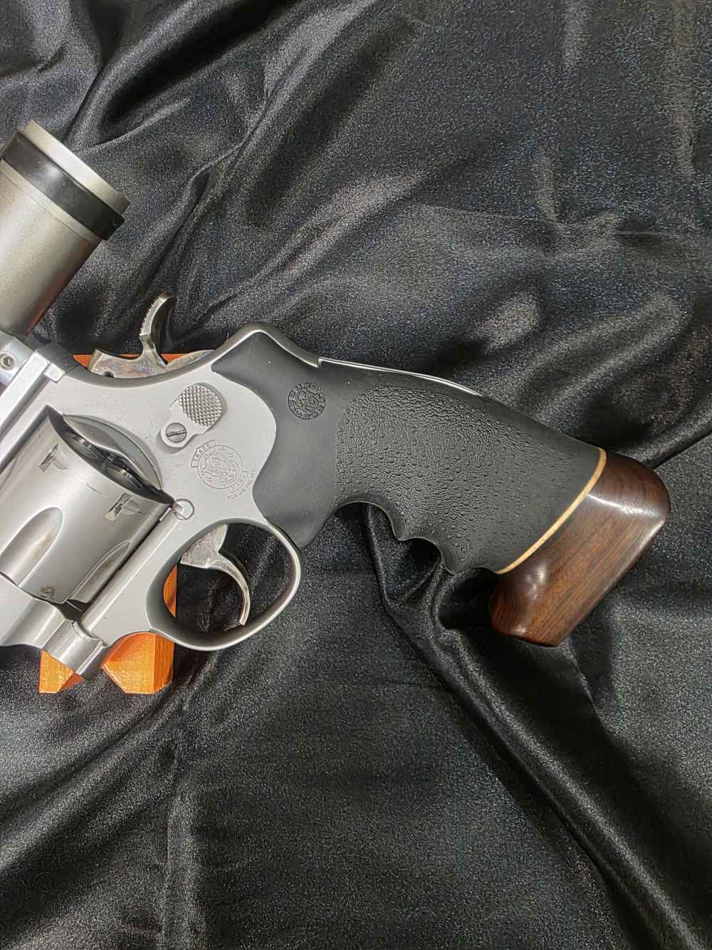 Smith and Wesson 625-4 5 inch with Red Dot Pro Point 45 ACP-img-2