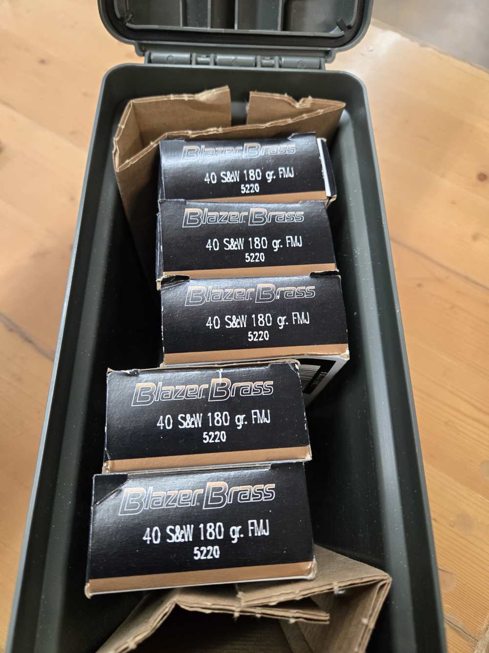 Blazer Brass 40 S&W 1180 grain FMJ 250 Rounds ammo box .01 Start-img-3