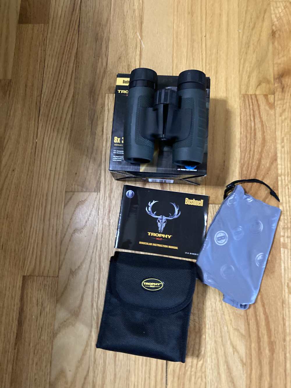 NOS Bushnell XLT Trophy 8x32 Binoculars -img-0